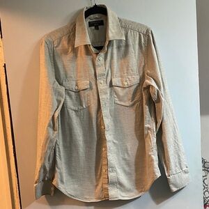 Banana Republic Men's Long-Sleeve Button-Down Shirt in Light Grey